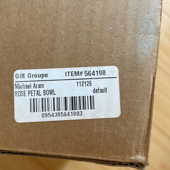 Michael Aram - Silver Polished Rose Petal Bowl - Picture 2 of 6